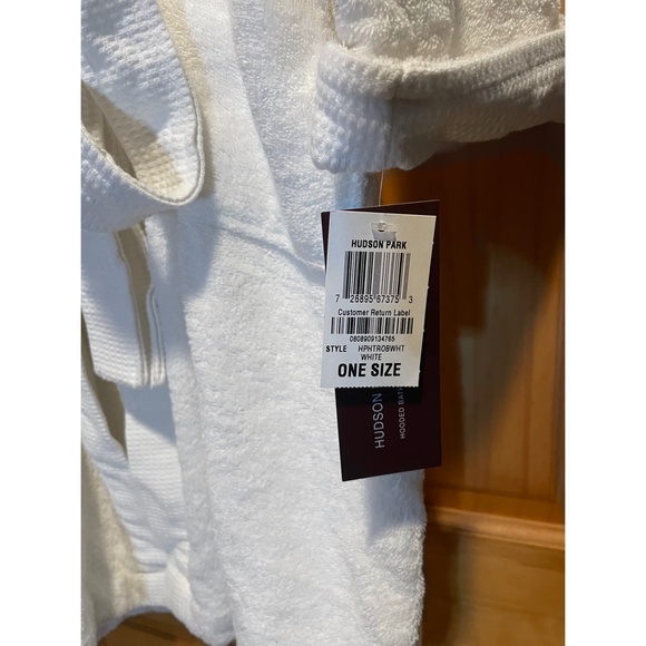 NWT - HUDSON PARK FOR BLOOMINGDALE’S White Turkish Cotton Hooded Bath Robe - Picture 5 of 7